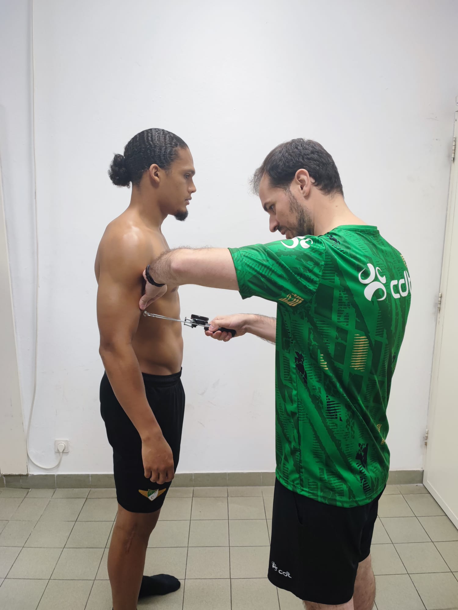 Pregas cutâneas - Consulta de Nutrição